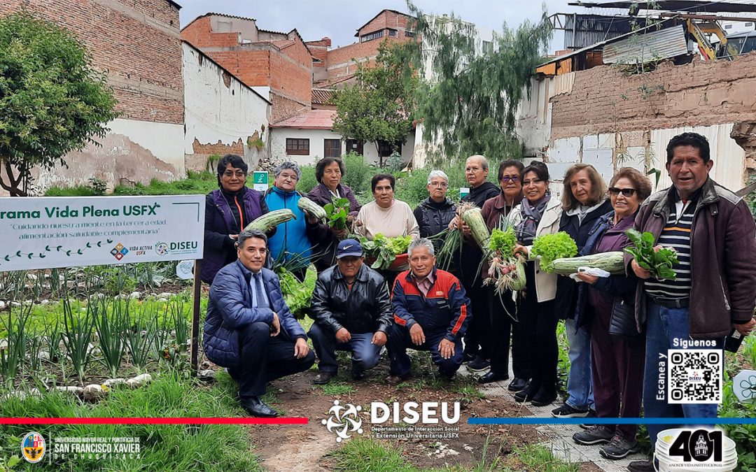 Programa Vida Plena – USFX cerró módulo de huertos urbanos en el DISEU