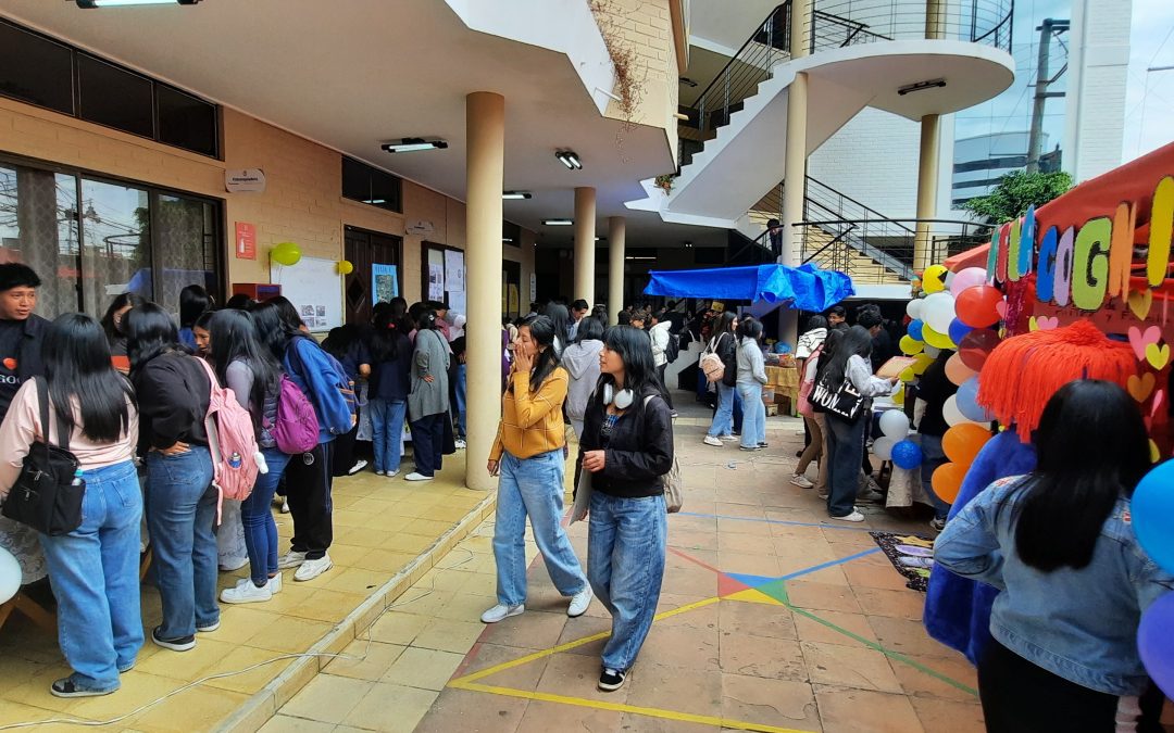 Carrera de PEDAGOGIA,                                       Feria Académica de Prácticas Educativas