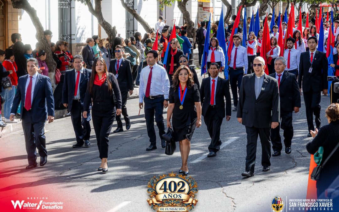 Homenaje al 402 aniversario de la USFX